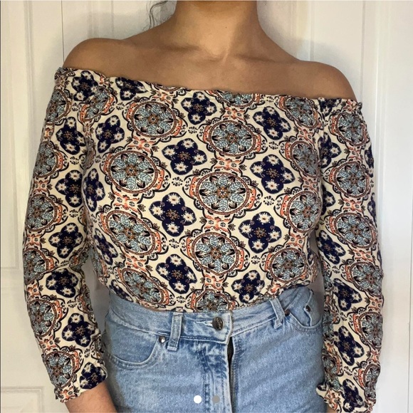 Patterned crop top - Picture 1 of 1